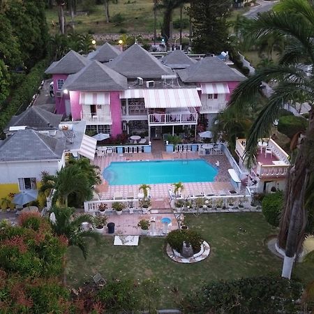 Pink Hibiscus Bed And Breakfast Montego Bay Exterior foto