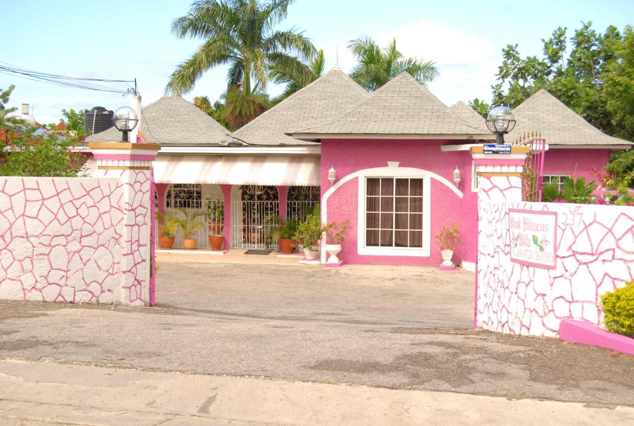 Pink Hibiscus Bed And Breakfast Montego Bay Exterior foto