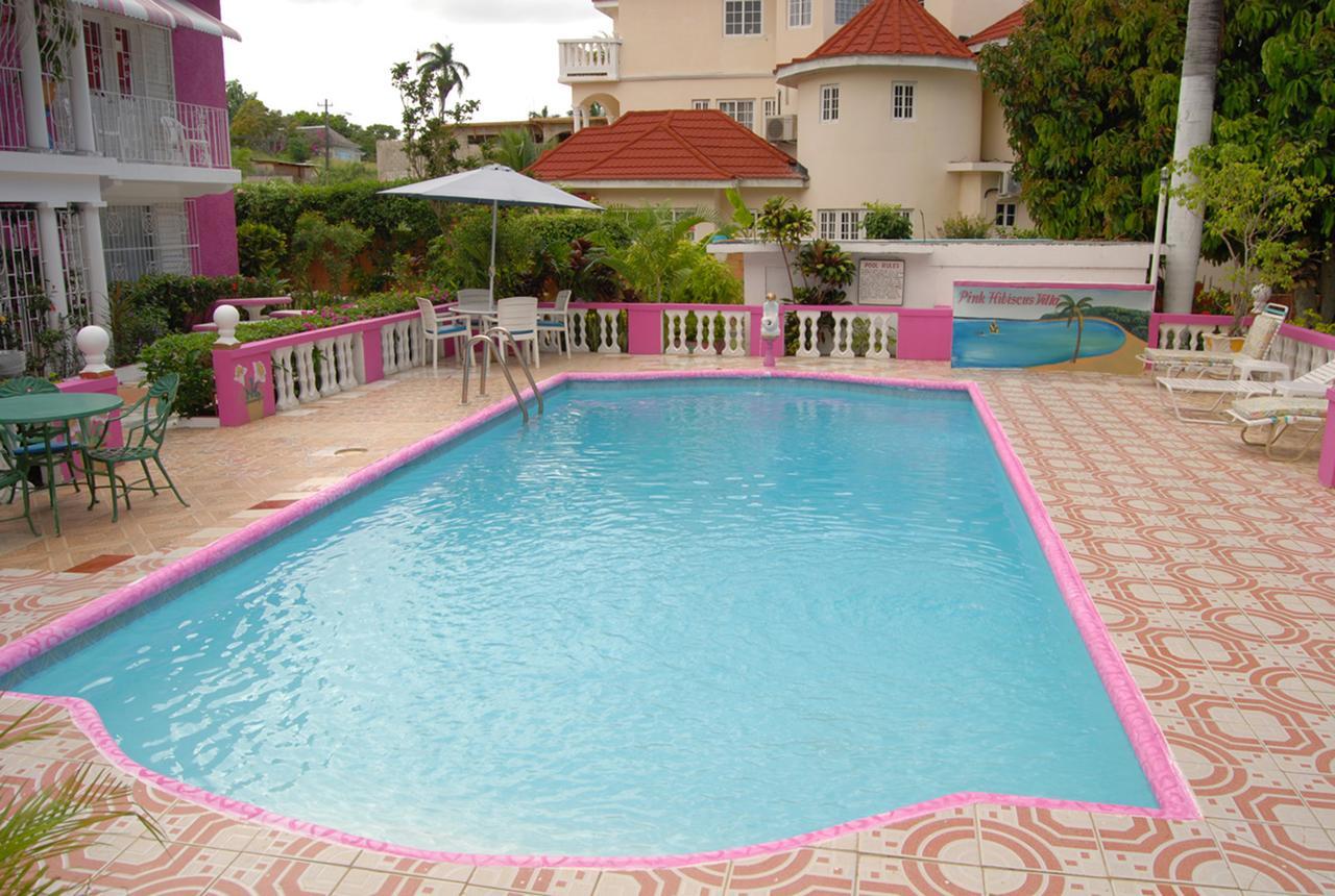 Pink Hibiscus Bed And Breakfast Montego Bay Exterior foto